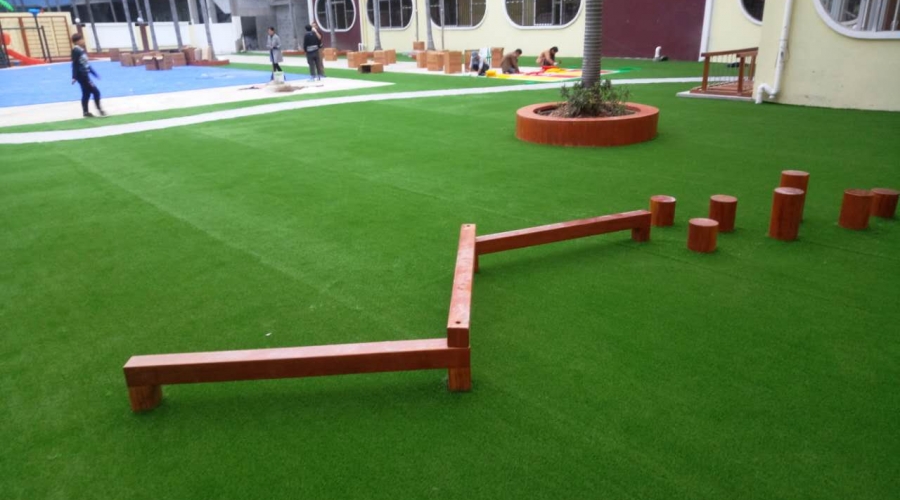 幼儿园人造草坪案例