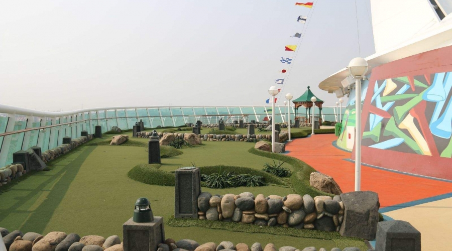 迷你18洞高尔夫球场案例