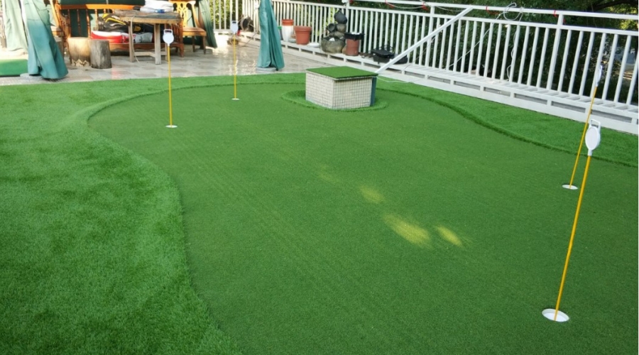 罗湖人造草果岭