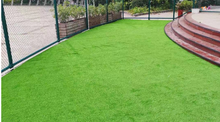 龙岗坂田某幼儿园人造草坪
