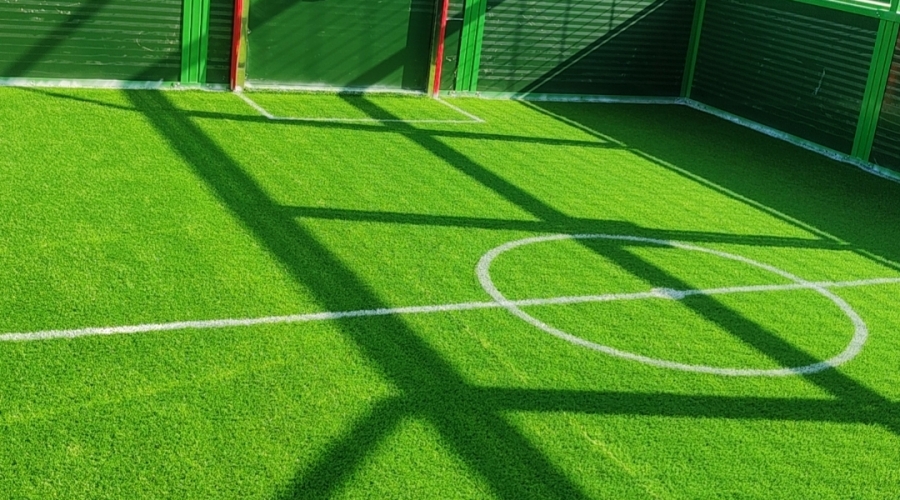 深圳宝安体育馆笼式足球场