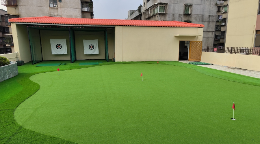 佛山某公司楼顶高尔夫果岭案例