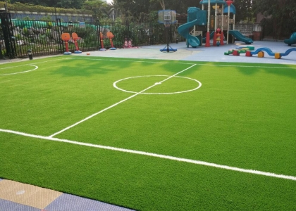 松岗中海幼儿园足球场